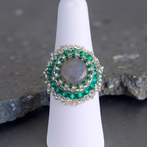 Size 7 1/2 Green Bead Embroidered Labradorite Ring
